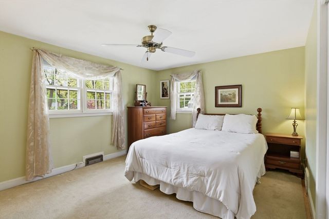 6 Ferncroft Street, Longmeadow, MA 01106
