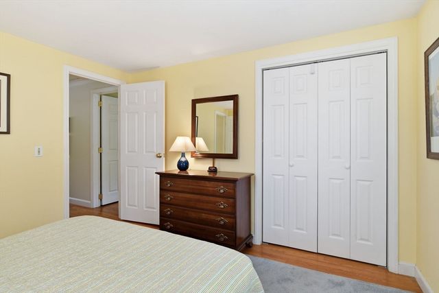 6 Ferncroft Street, Longmeadow, MA 01106
