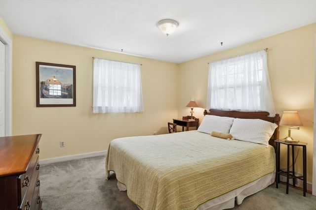 6 Ferncroft Street, Longmeadow, MA 01106