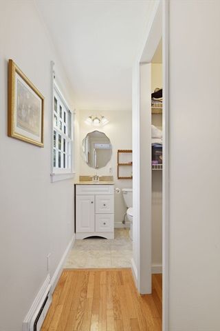 6 Ferncroft Street, Longmeadow, MA 01106