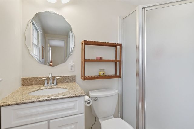 6 Ferncroft Street, Longmeadow, MA 01106