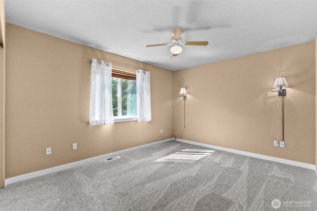 3009 32nd Avenue NW, Olympia, WA 98502