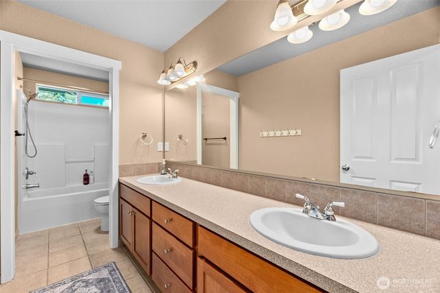 3009 32nd Avenue NW, Olympia, WA 98502