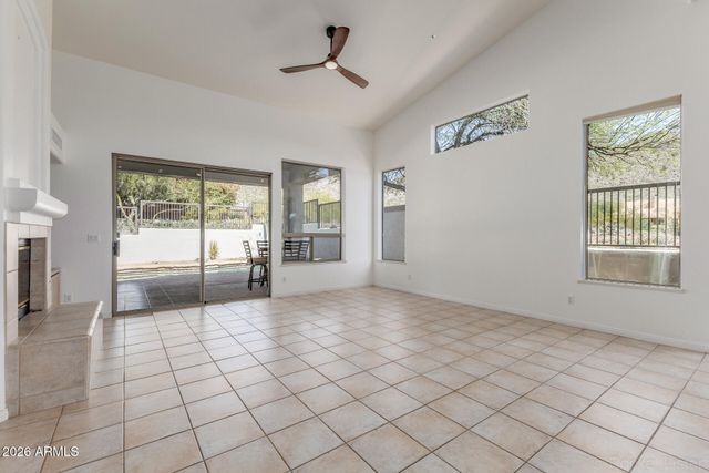 13782 E LAUREL Lane, Scottsdale, AZ 85259