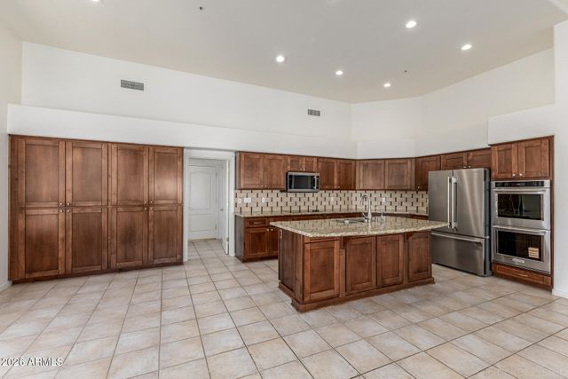 13782 E LAUREL Lane, Scottsdale, AZ 85259