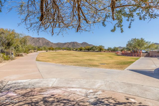 13782 E LAUREL Lane, Scottsdale, AZ 85259