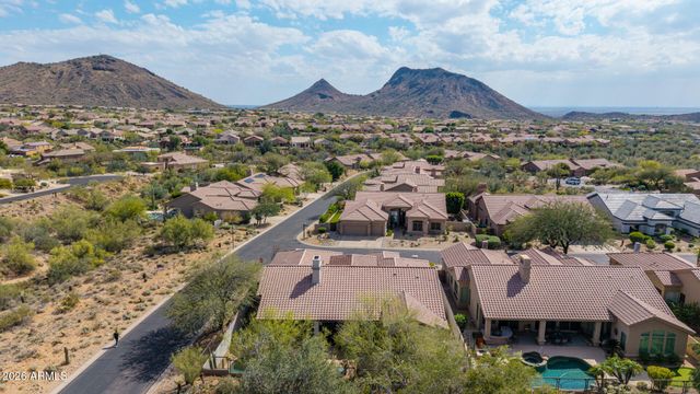 13782 E LAUREL Lane, Scottsdale, AZ 85259