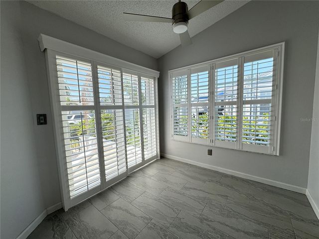 1005 PELICAN COURT, Bradenton, FL 34209
