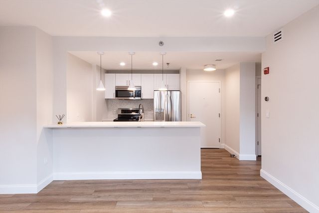 636 Beacon 405, Boston, MA 02215