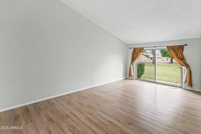 4727 W CONTINENTAL Drive, Glendale, AZ 85308