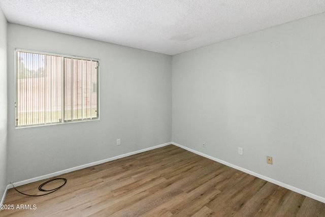 4727 W CONTINENTAL Drive, Glendale, AZ 85308