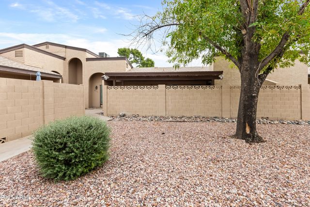 4727 W CONTINENTAL Drive, Glendale, AZ 85308
