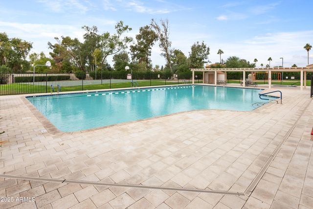 4727 W CONTINENTAL Drive, Glendale, AZ 85308