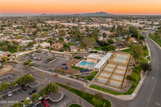 4727 W CONTINENTAL Drive, Glendale, AZ 85308