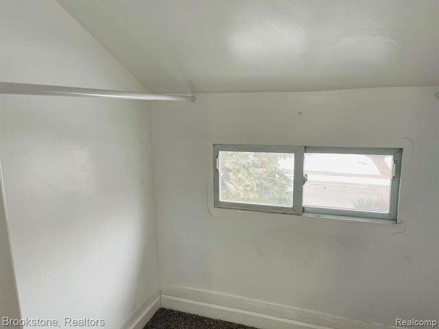 1256 Franklin Road, Berkley, MI 48072