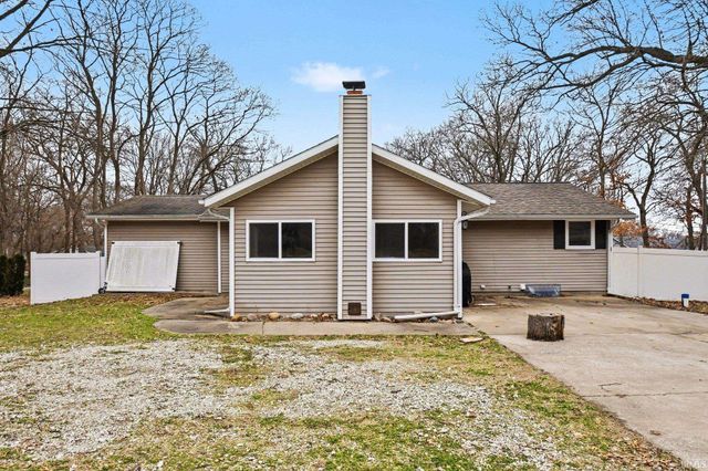 52600 Juniper Road, South Bend, IN 46637