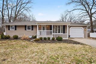 52600 Juniper Road, South Bend, IN 46637