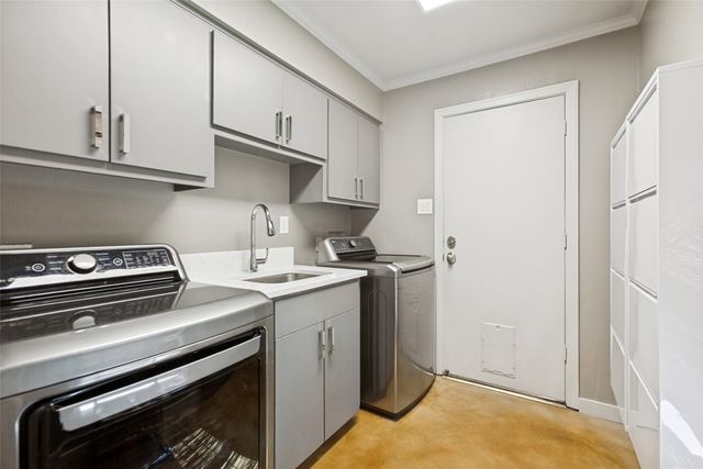 14913 Oaks North Drive, Addison, TX 75254