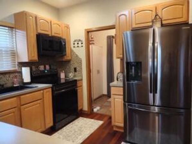 2024 Grove AVENUE, Racine, WI 53405