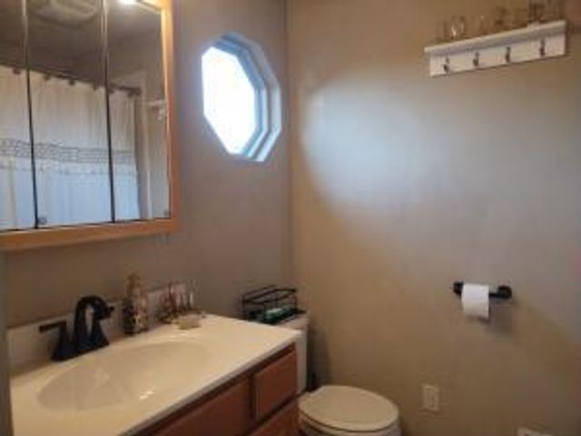 2024 Grove AVENUE, Racine, WI 53405