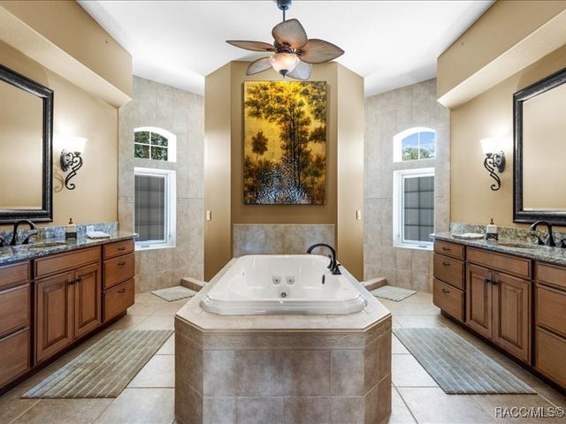 2622 N Carnoustie Loop, Lecanto, FL 34461