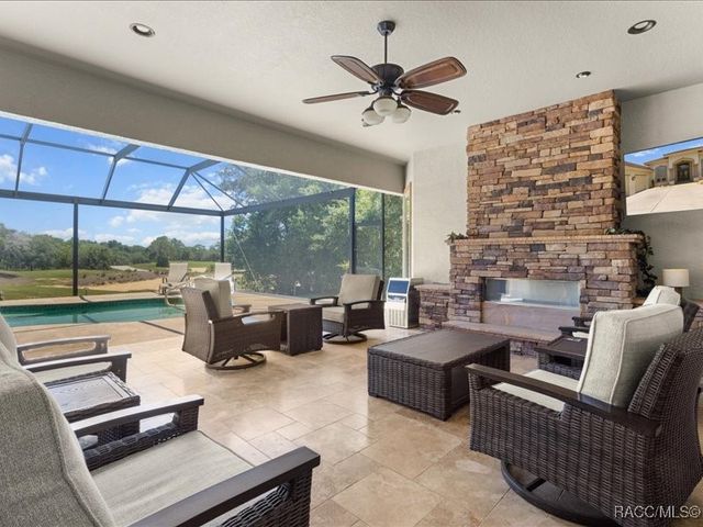 2622 N Carnoustie Loop, Lecanto, FL 34461