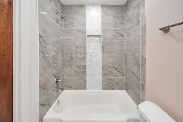 5326 Heatherbrook Drive, Houston, TX 77045