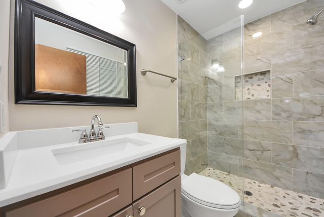 5326 Heatherbrook Drive, Houston, TX 77045