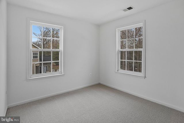 7446 TOTTENHAM DR, White Plains, MD 20695