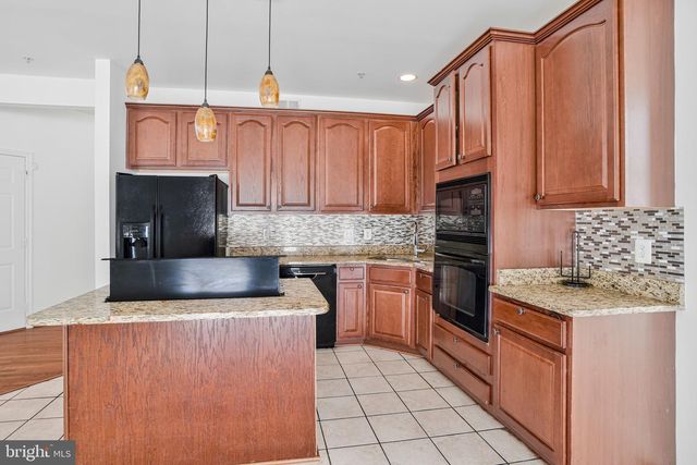 7446 TOTTENHAM DR, White Plains, MD 20695