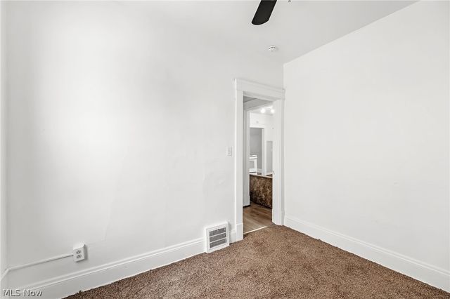 3978 E 55th Street, Newburgh Heights, OH 44105