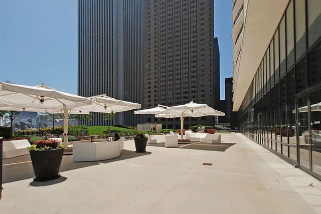 225 N Columbus Drive 6504, Chicago, IL 60601