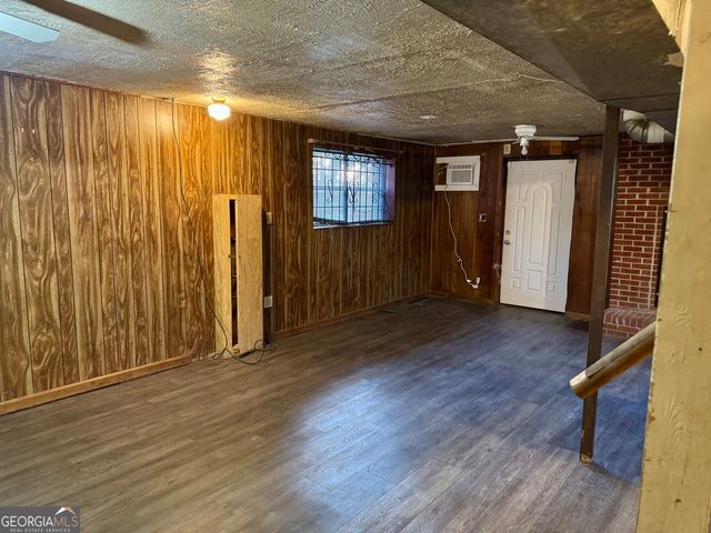 556 LAMAR Drive, Forest Park, GA 30297