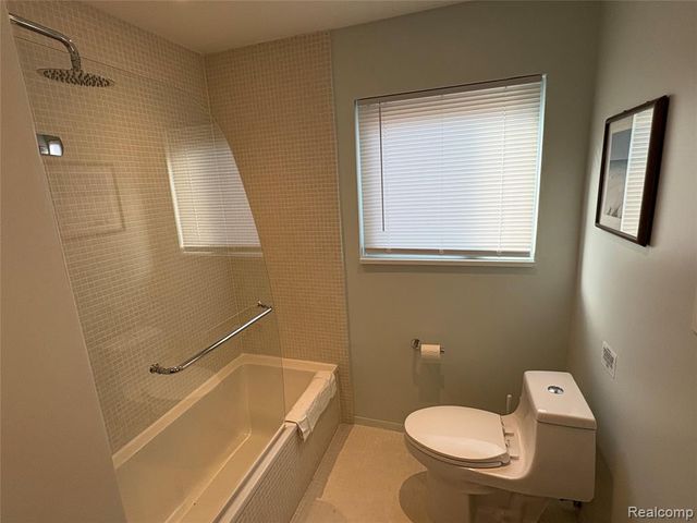 175 Ashland Street, Detroit, MI 48215