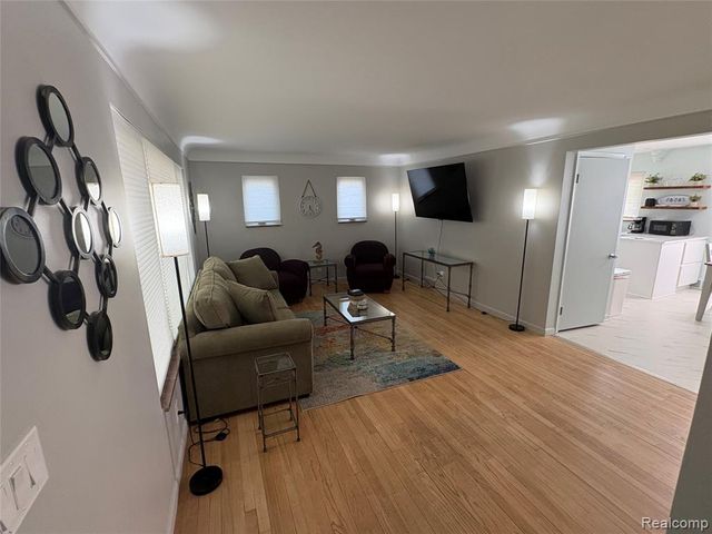 175 Ashland Street, Detroit, MI 48215