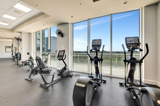 1 N Ocean bvd 612, Pompano Beach, FL 33062