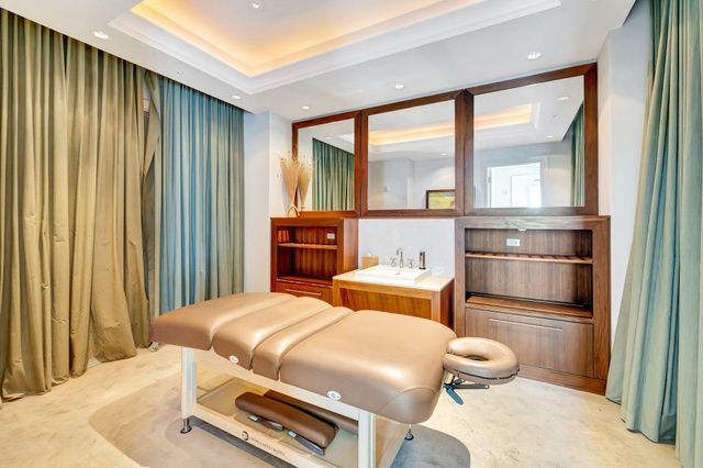 1 N Ocean bvd 612, Pompano Beach, FL 33062