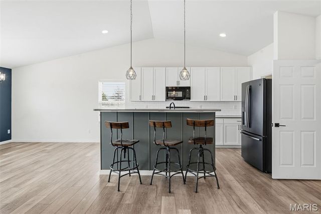 8 Blue Pearl Court, O'fallon, MO 63366