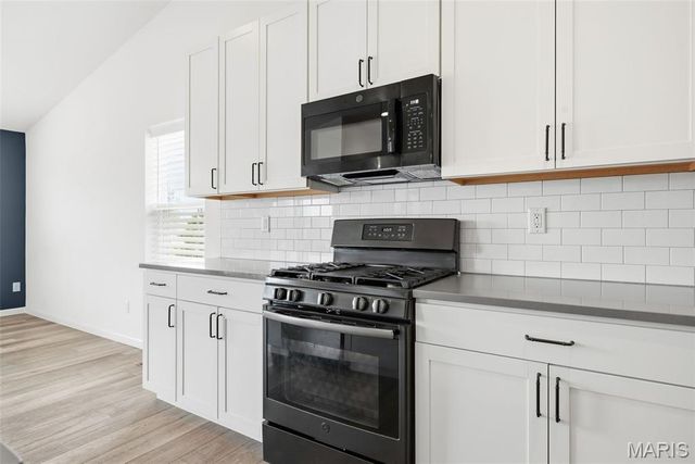 8 Blue Pearl Court, O'fallon, MO 63366