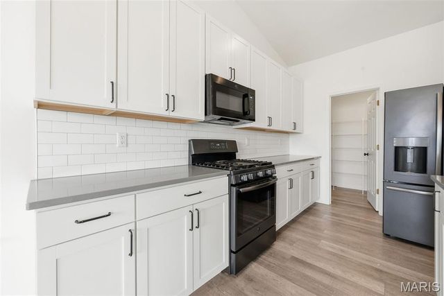 8 Blue Pearl Court, O'fallon, MO 63366