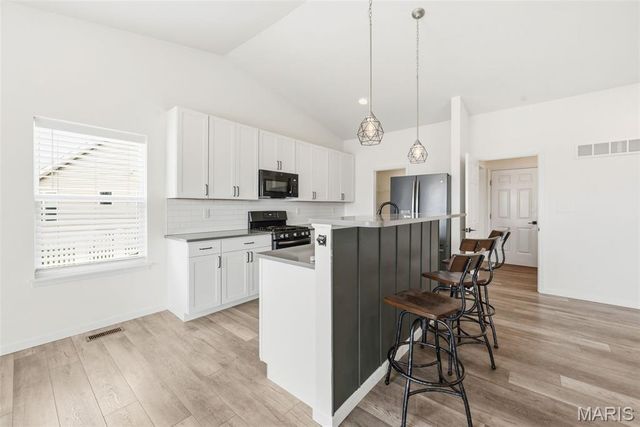 8 Blue Pearl Court, O'fallon, MO 63366