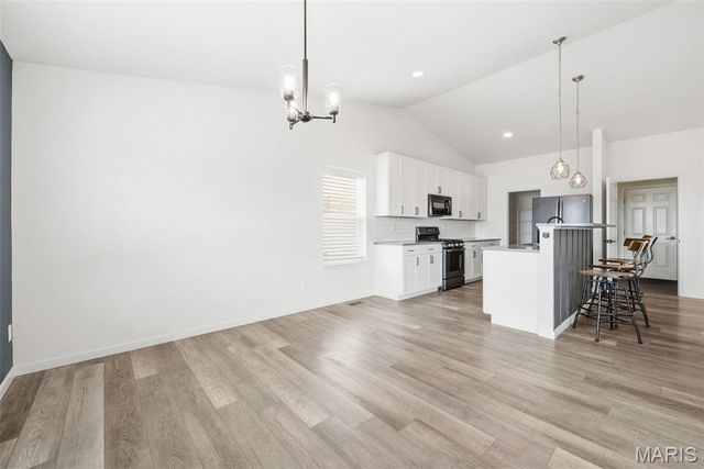 8 Blue Pearl Court, O'fallon, MO 63366