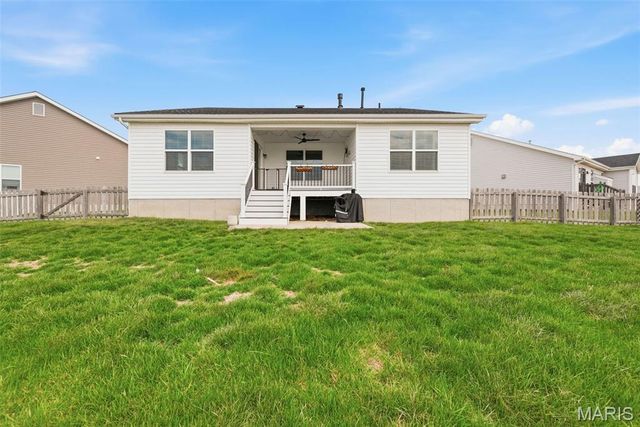 8 Blue Pearl Court, O'fallon, MO 63366