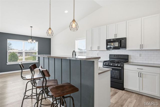 8 Blue Pearl Court, O'fallon, MO 63366