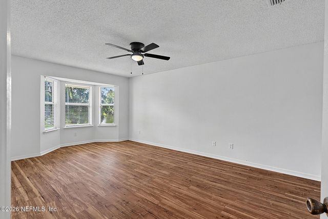 8426 COUNTRY BEND Circle W, Jacksonville, FL 32244