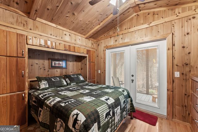 95 Stag Leap Drive, Cleveland, GA 30528