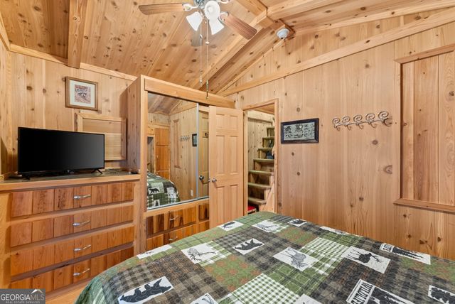 95 Stag Leap Drive, Cleveland, GA 30528