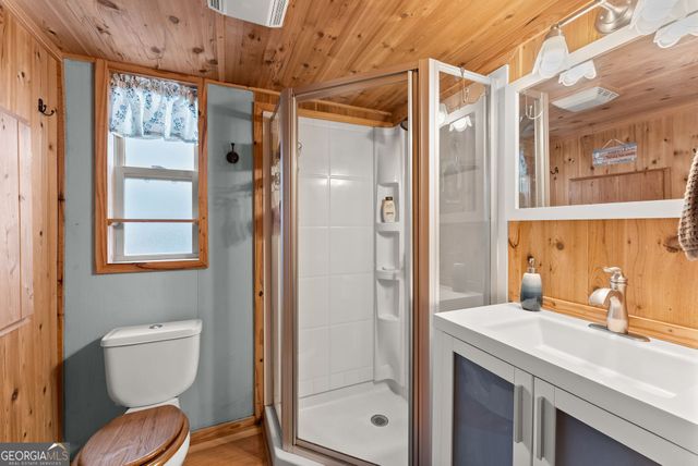 95 Stag Leap Drive, Cleveland, GA 30528