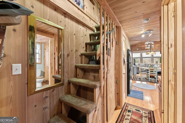 95 Stag Leap Drive, Cleveland, GA 30528