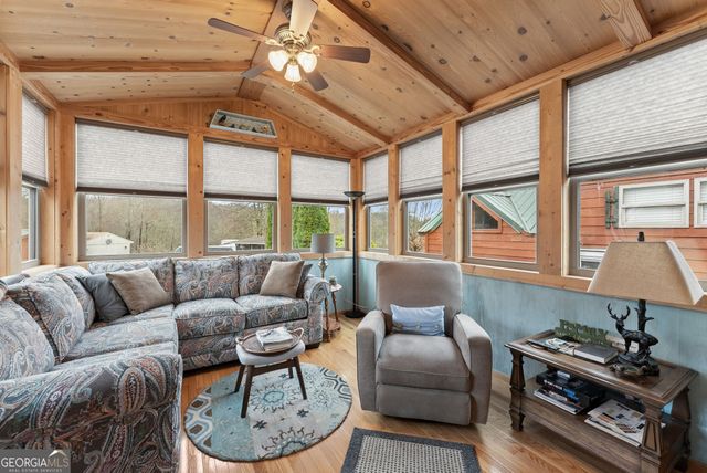 95 Stag Leap Drive, Cleveland, GA 30528